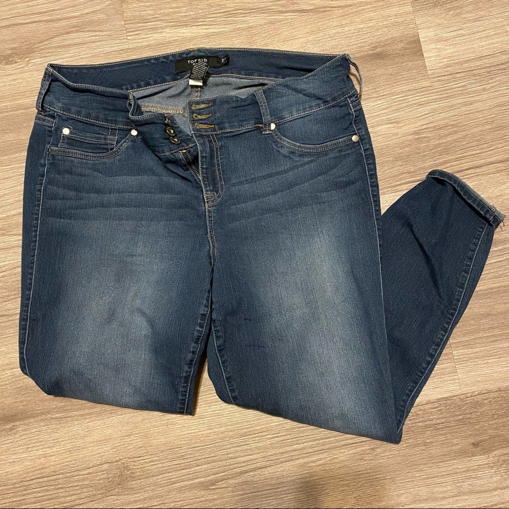Torrid high waisted skinny jeans size 20